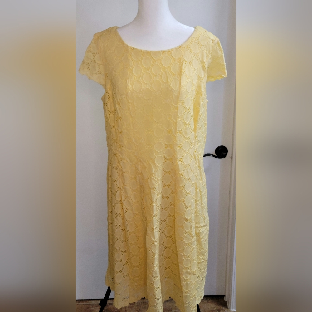 Ronni Nicole || Plus Sized || Yellow Summer || Midi Dress || Lace/crochet overla